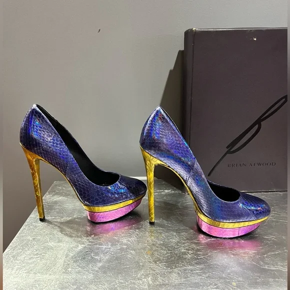 Brian Atwood Shoes Comes With Box Besides The Bottom The Shoes